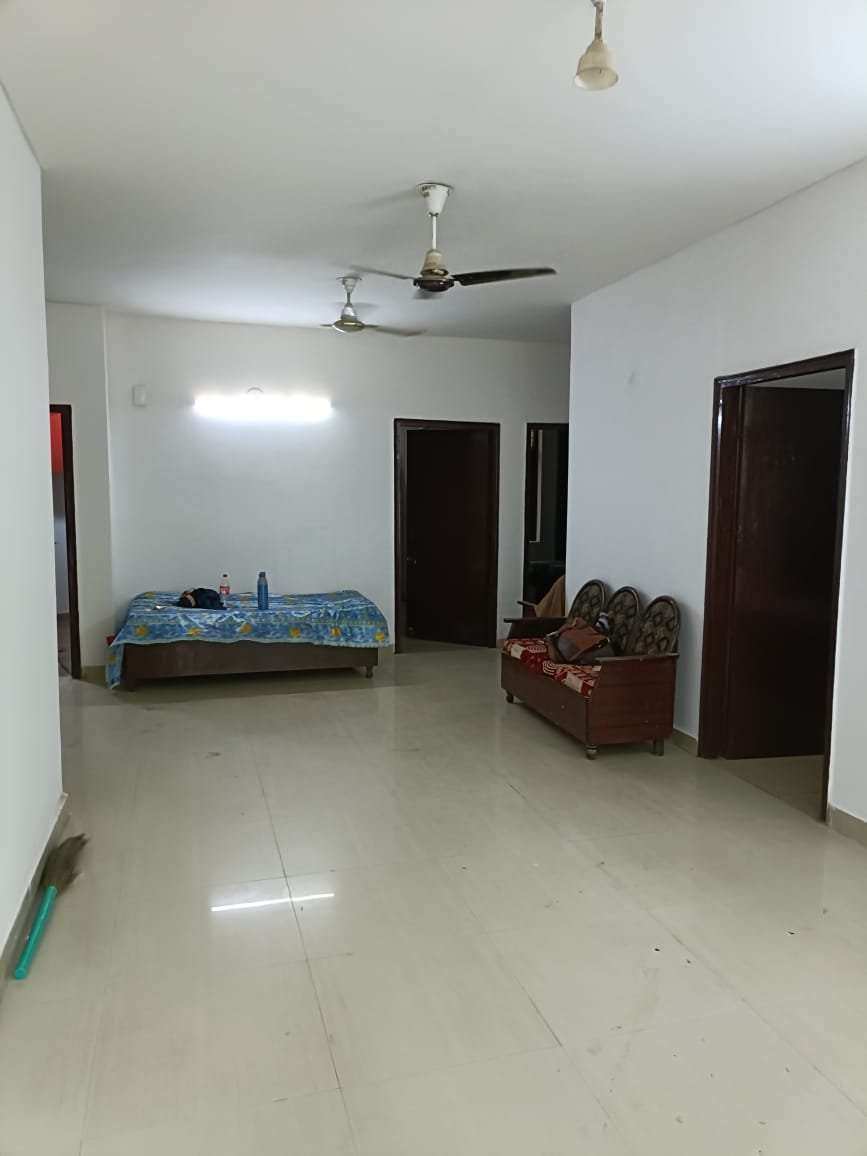 4BHK available for rent in Ardee City Sector-52